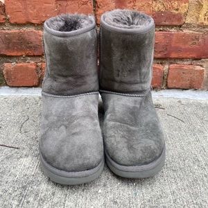 Uggs Classic Short Boot Grey Size 7